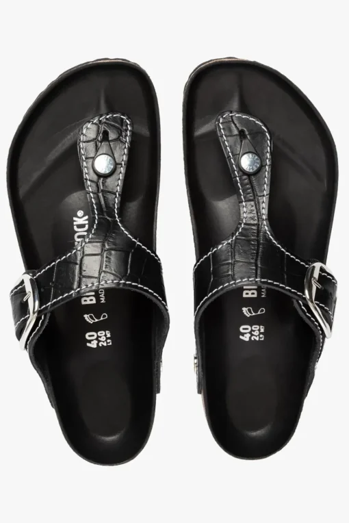 SHOES STAUD -BIRKENSTOCK + GIZEH SANDAL BLACK CROC EMBOSSED