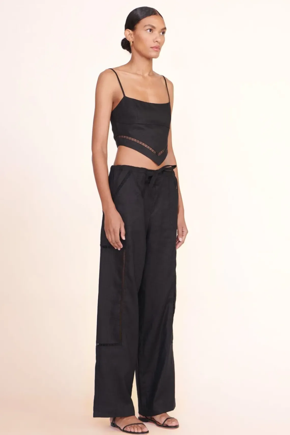 CLOTHING STAUD -LOYALTY TOP - BLACK