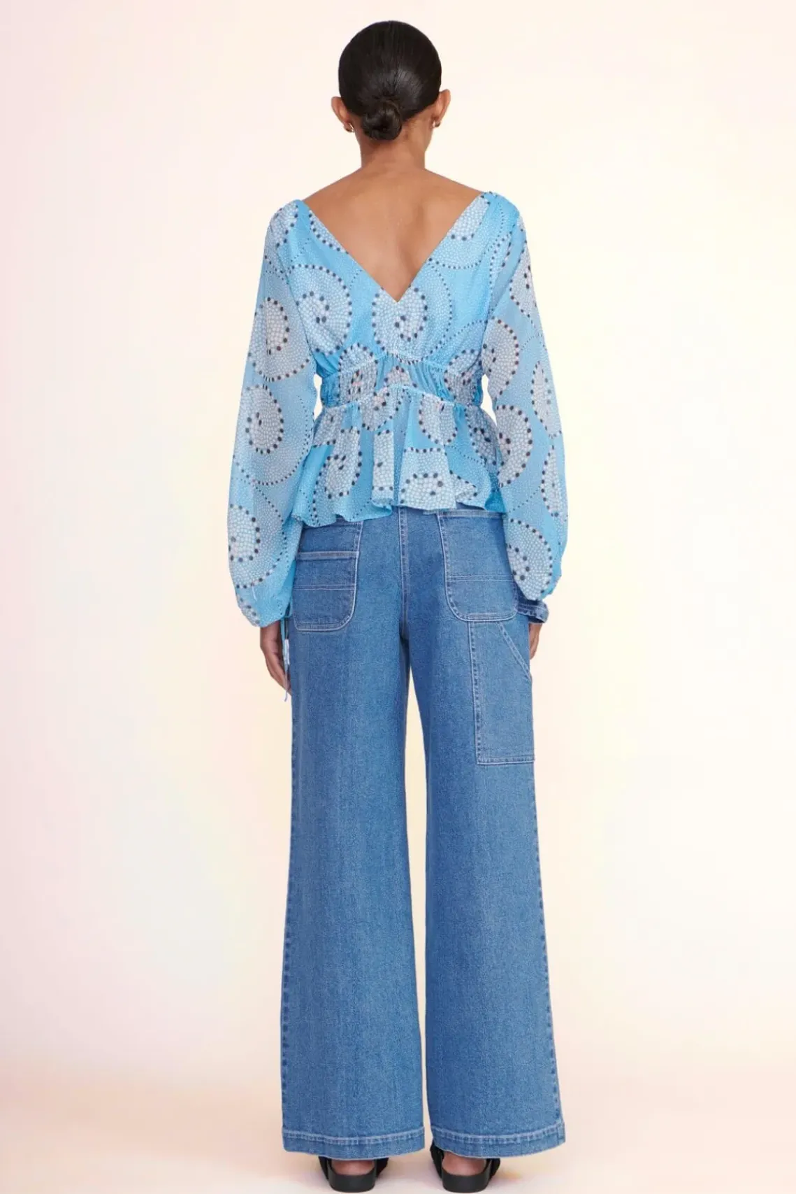 CLOTHING STAUD -SHELBY TOP - SHALLOW WHIRLPOOL